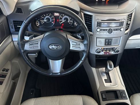 Used 2010 Subaru Legacy 2.5i Premium AWD/4WD image 16