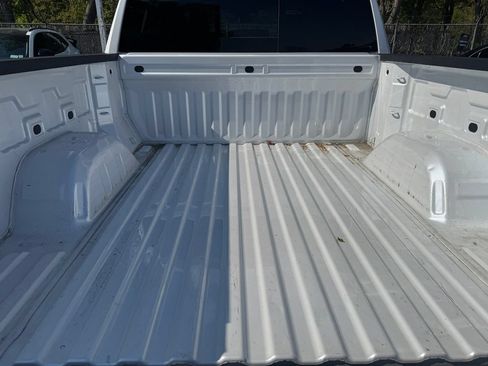 Used 2023 GMC Sierra 1500 SLT w/ SLT Convenience Package AWD/4WD image 37