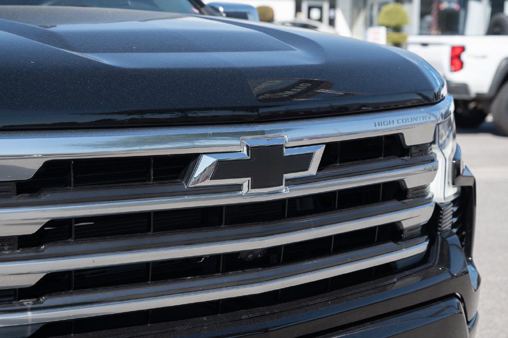 Used 2024 Chevrolet Silverado 1500 High Country RWD image 10