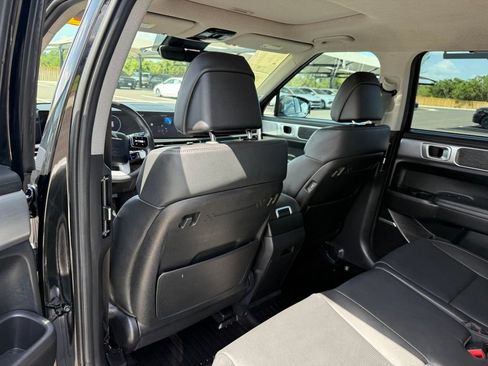 Certified 2024 Hyundai Santa Fe Limited FWD image 22