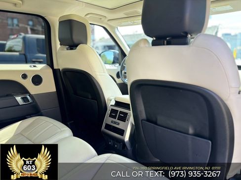 Used 2020 Land Rover Range Rover Sport HSE AWD/4WD image 12
