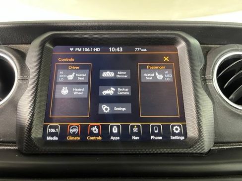 Used 2023 Jeep Wrangler Unlimited Sahara w/ Cold Weather Group AWD/4WD image 28