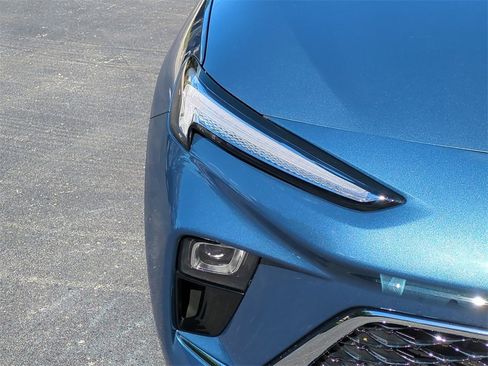 Used 2024 Buick Encore GX Avenir w/ Avenir Technology Package image 10