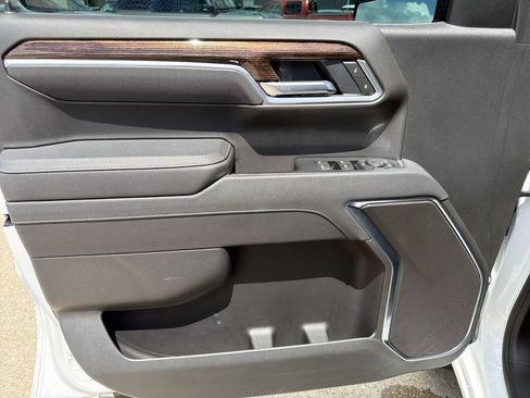 Certified 2026 GMC Sierra 1500 Elevation AWD/4WD image 13