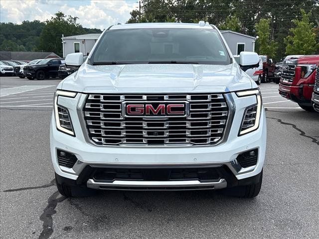 Certified 2025 GMC Yukon Denali AWD/4WD image 3