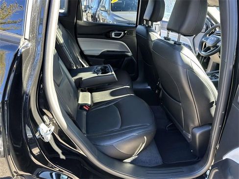 Certified 2023 Jeep Compass Limited w/ Sun and Sound Group image 22