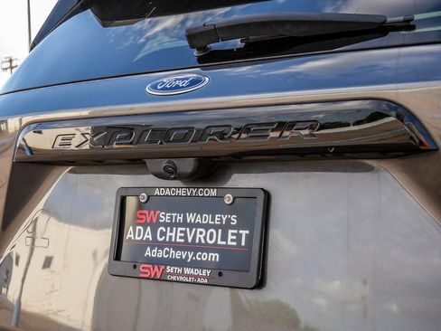Used 2020 Ford Explorer ST w/ Premium Technology Package AWD/4WD image 10