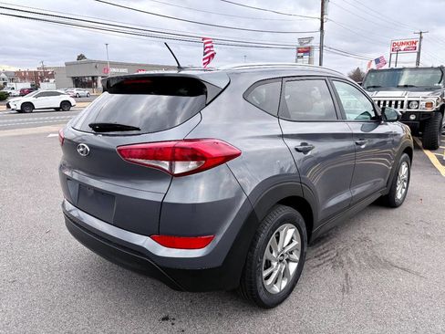 Used 2016 Hyundai Tucson SE w/ Option Group 02 image 6