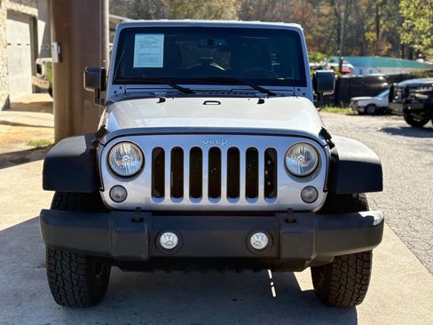 Used 2017 Jeep Wrangler Unlimited Sport w/ Quick Order Package 24S image 3