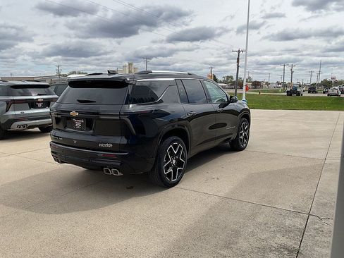 Used 2026 Chevrolet Traverse High Country AWD/4WD image 5