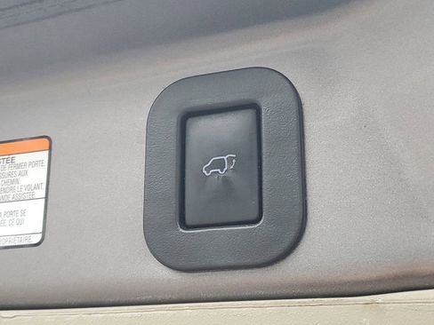 Used 2019 Toyota Sienna XLE Premium image 8