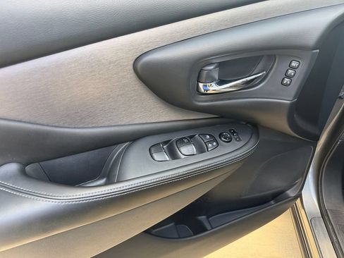 Used 2023 Nissan Murano SL FWD image 11