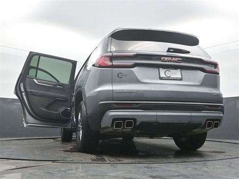 Certified 2025 GMC Acadia Elevation image 62