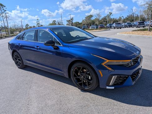 New 2026 Kia K5 GT-Line image 2