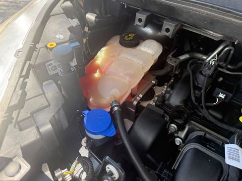 Used 2020 Ford Transit Connect XLT FWD image 38