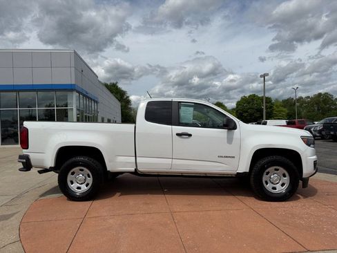 Used 2020 Chevrolet Colorado W/T w/ WT Convenience Package RWD image 8