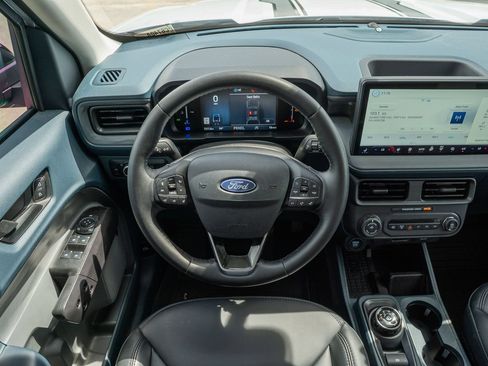 Certified 2025 Ford Maverick Lariat w/ Black Appearance Package AWD/4WD image 25