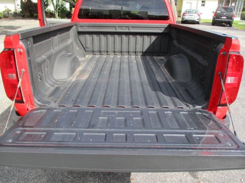 Used 2018 Chevrolet Colorado LT image 35