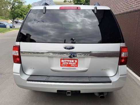 Used 2015 Ford Expedition XLT w/ Equipment Group 202A AWD/4WD image 7