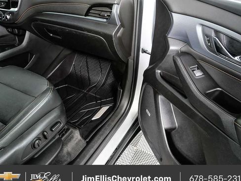 Certified 2020 Chevrolet Traverse Premier w/ Redline Edition FWD image 26