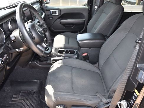 Used 2021 Jeep Wrangler Sport S AWD/4WD image 10