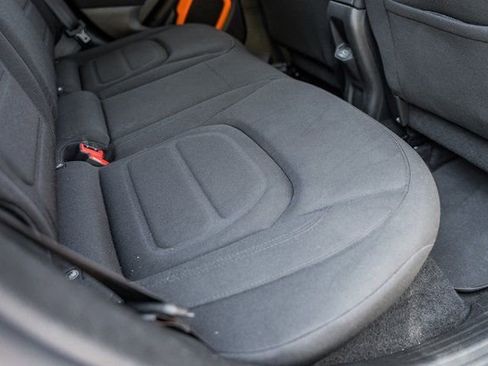 Used 2020 Jeep Renegade Latitude w/ UConnect 8.4 Nav Group image 35