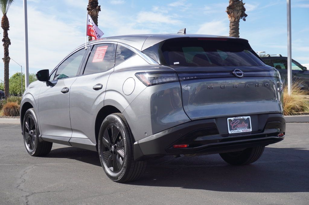 Certified 2025 Nissan Murano SV FWD image 3