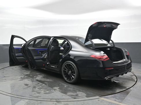 Used 2023 Mercedes-Benz S 580 4MATIC Sedan image 45