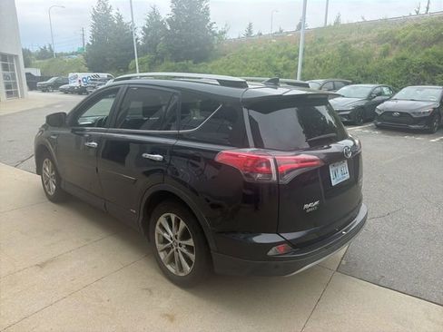 Used 2017 Toyota RAV4 Limited w/ Advanced Technology Package AWD/4WD image 4