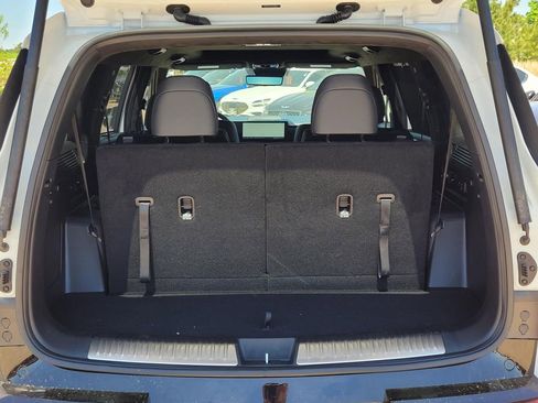 Certified 2025 Hyundai Santa Fe Calligraphy image 8