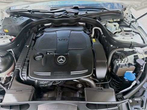 Used 2015 Mercedes-Benz E 350 Sedan w/ Premium 1 Package image 31