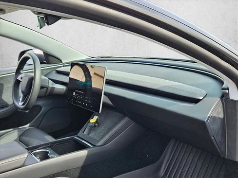 Used 2024 Tesla Model 3 Long Range image 22