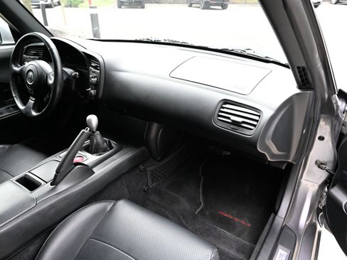 Used 2000 Honda S2000 image 35