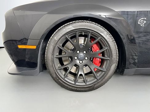 Used 2023 Dodge Challenger SRT Hellcat image 32