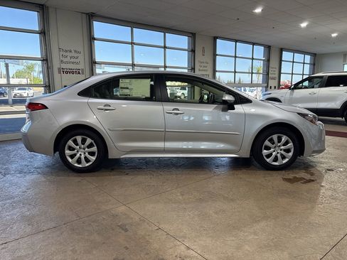 New 2026 Toyota Corolla LE image 3