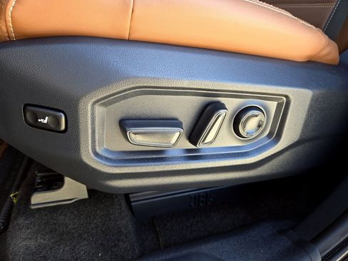 Used 2024 Toyota Tundra 1794 Edition image 28