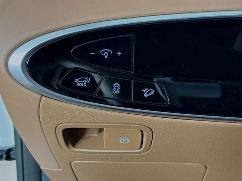 New 2026 Genesis GV70 2.5T Advanced image 10