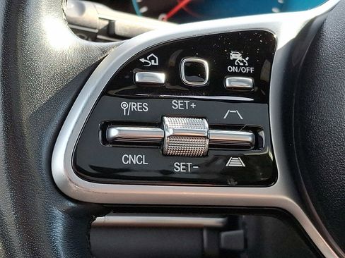 Certified 2022 Mercedes-Benz GLS 450 4MATIC image 18