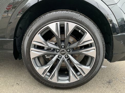 New 2026 Audi Q8 Premium Plus image 24