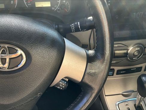 Used 2013 Toyota Corolla LE w/ Premium Pkg image 22