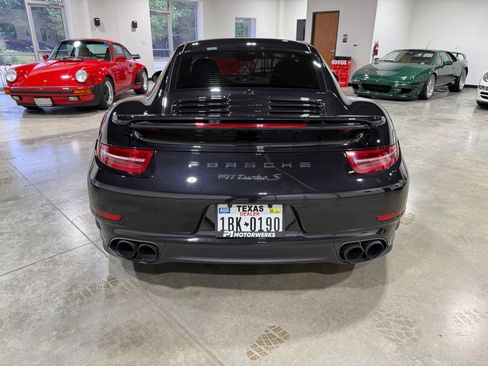 Used 2014 Porsche 911 Turbo S AWD/4WD image 10