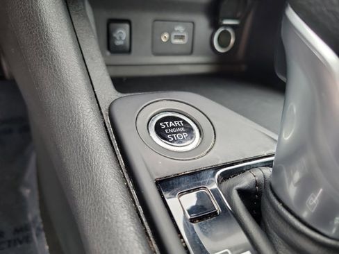 Used 2025 Nissan Sentra S FWD image 30