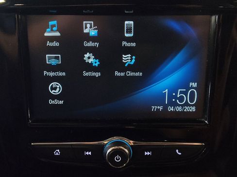 Used 2018 Chevrolet Traverse LT image 25