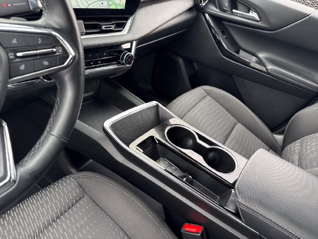 Certified 2025 Chevrolet Equinox LT AWD/4WD image 24