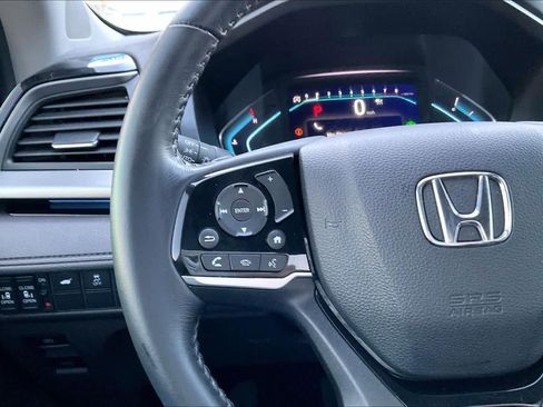 Used 2023 Honda Odyssey Touring image 24