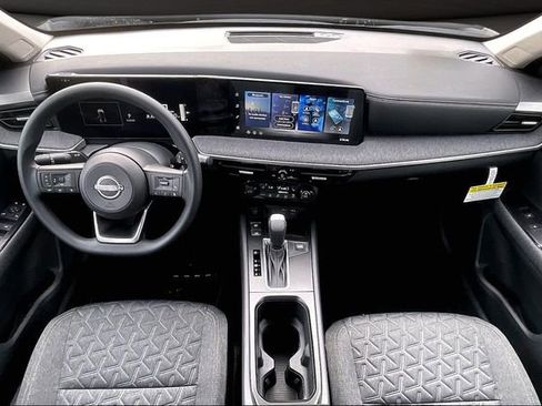 New 2026 Nissan Kicks SV w/ SV Premium Package image 5