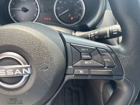 Used 2025 Nissan Kicks Play S FWD image 12