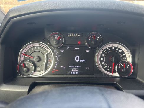 Used 2022 RAM 1500 Classic Warlock image 16