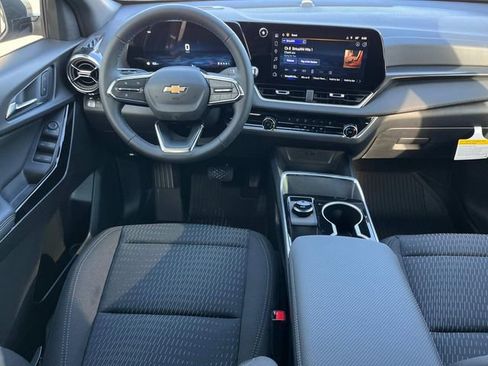 New 2026 Chevrolet Equinox LT image 16