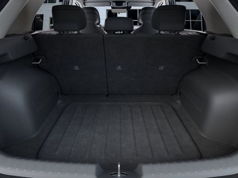New 2026 Kia Niro LX image 21